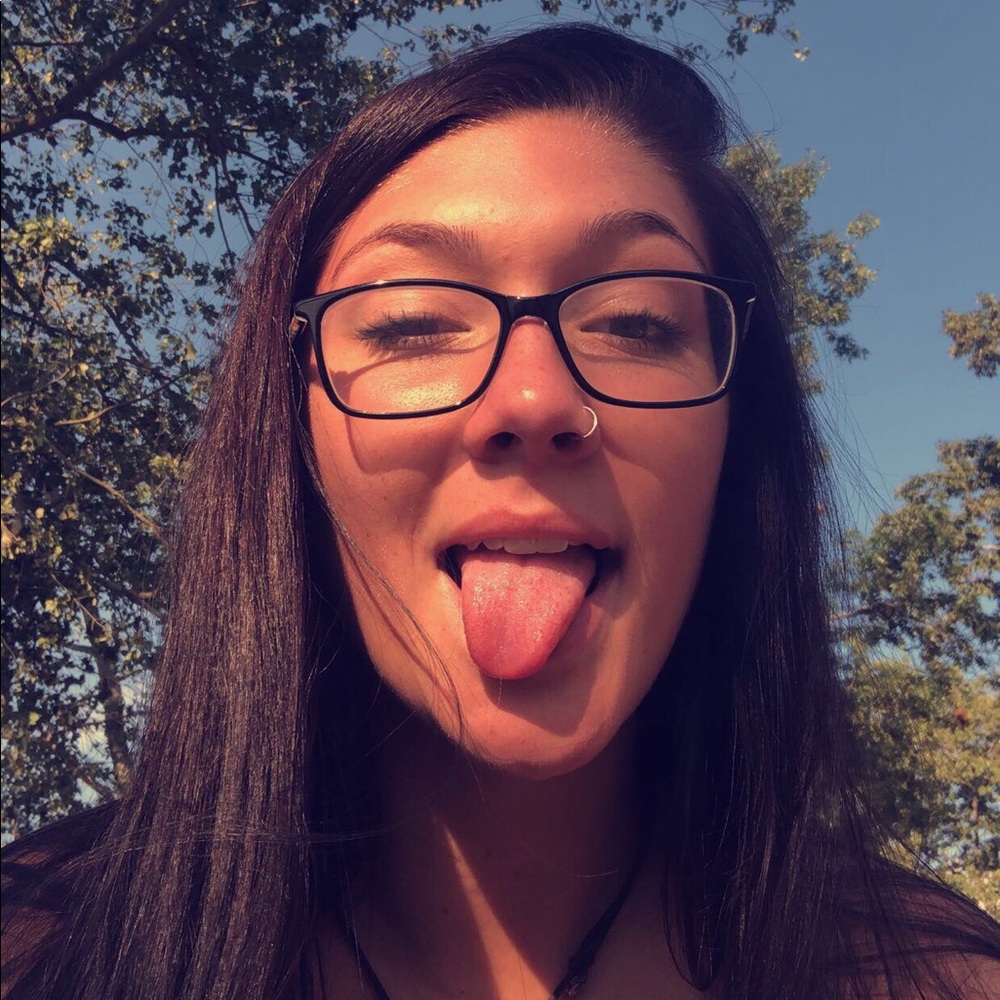 Meet your Posher, Savannah